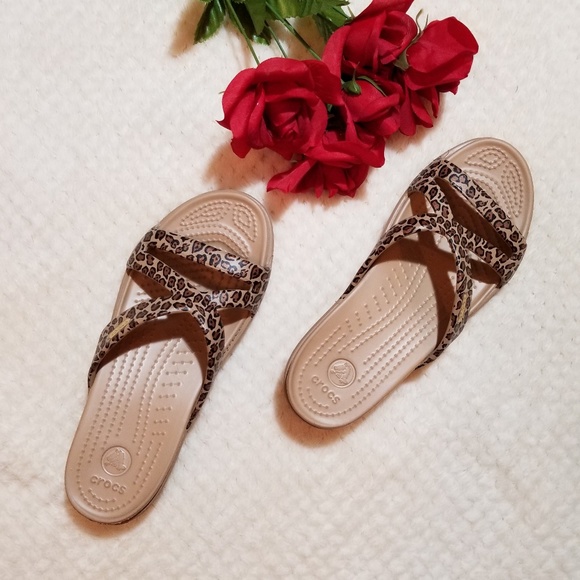 crocs with leopard strap